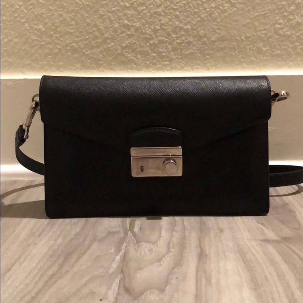 Prada Black red Saffiano Lux crossbody